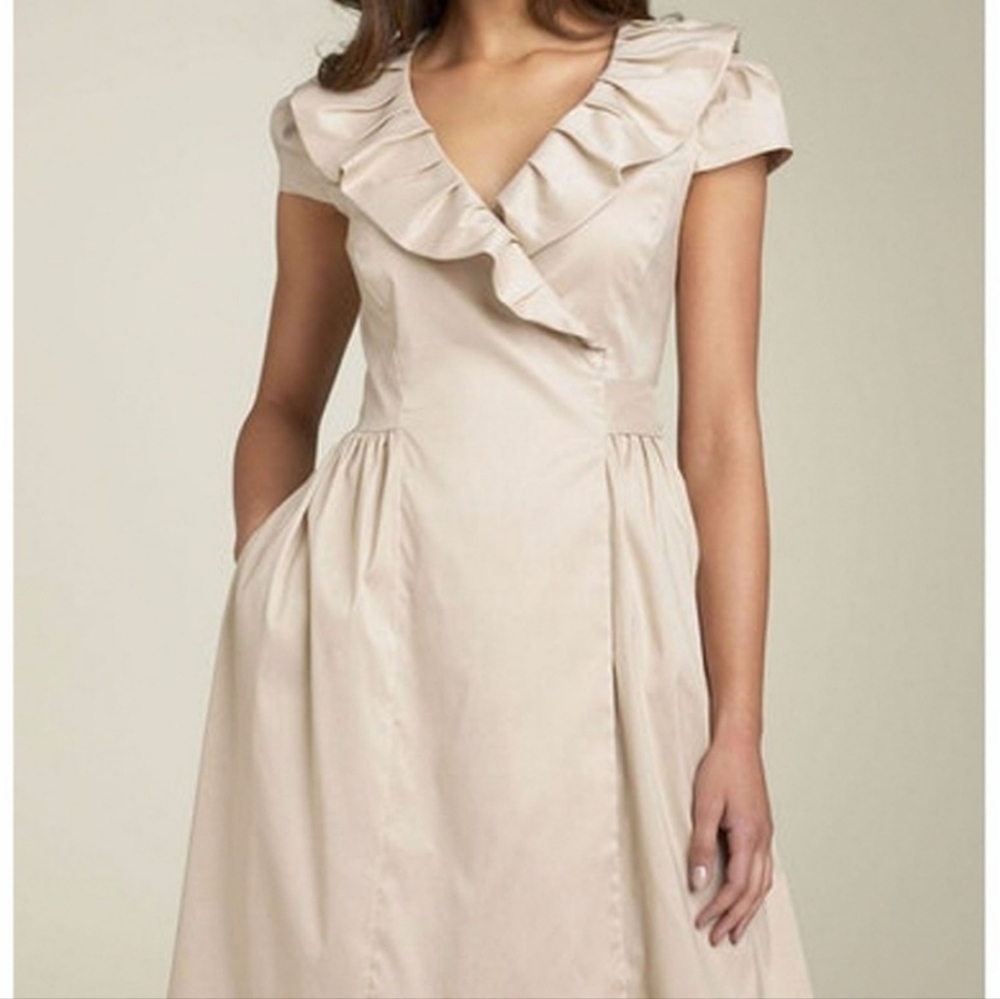 Suzi Chin for Maggy Boutique SZ 2P Tan Ruffle Pockets Wrap Cocktail Party Dress